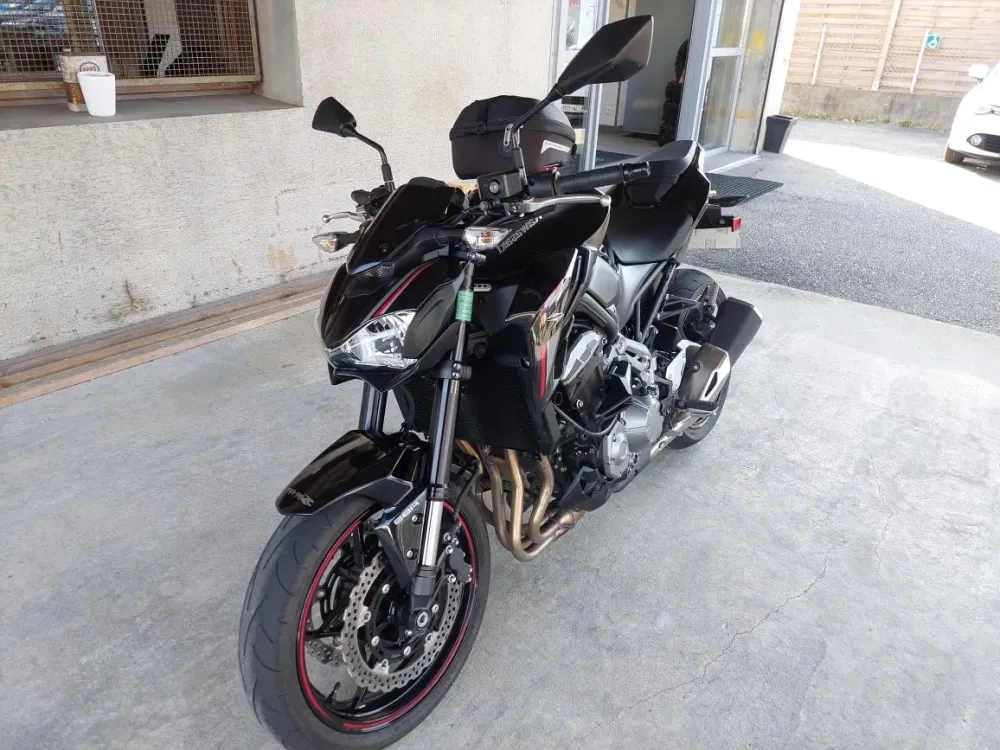 KAWASAKI Z 900