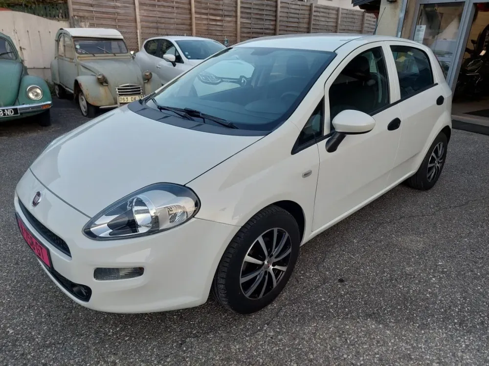 FIAT PUNTO 1.2 – 8 V MYSTYLE